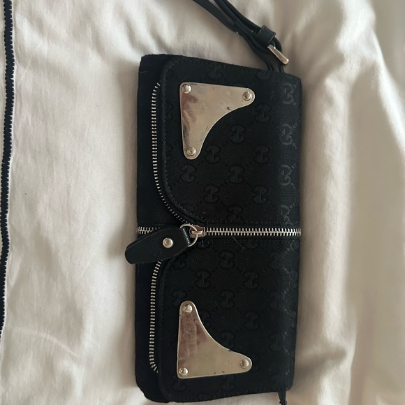 Gucci Black Monogram Wallet with Silver Zipper - Picture 1 of 4